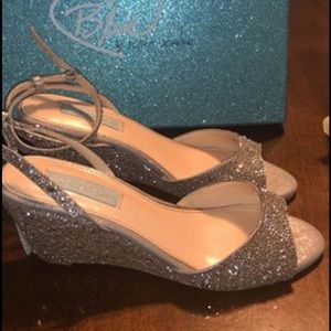 Blue by Bestsey size 6M from Macy’s